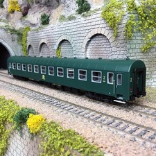 Voiture I5 Bc10, époque IV, SNCB, Verte - LSMODELS 42 073 - HO 1/87