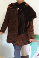 Veste en velours Dupiré Paris - Élégance Vintage avec Capuche Douce - Taille Uni