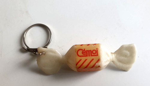 Ancien porte cle bonbon cémoi - porte,