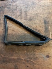 Alfa cahoutchouc de fenestron