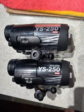 Pair of Sea & Sea YS-250 Pro