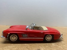 BURAGO MERCEDES BENZ 300SL SANS BOITE 1/18 B9