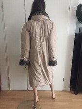 Manteau doudoune LOTHAR'S fourrée plumes d'oies beige made in Portugal taille S