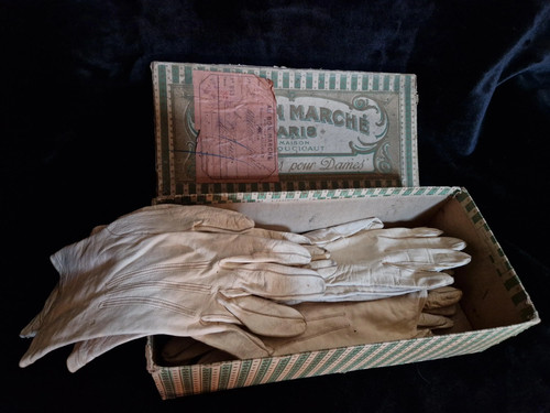 Boîte ancienne bon - boîte,