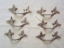 6 POIGNEES DE COMMODE