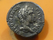 ROMAINE ANTIQUE - (21) - DENIER (ARGENT) de CARACALLA - POUR EXPERTS ! 2,75gr !