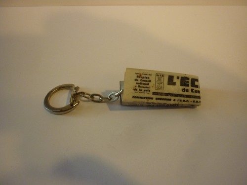 Ancien porte clé jounal - ancien,