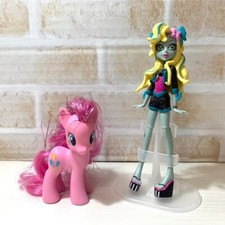 Poupée Monster High Laguna