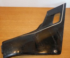 1986 VFR 750 cache lateral droit MOTO cover side SOUS SELLE HONDA 83600-ML7-0000