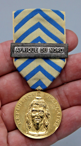 Belle medaille reconnaissance - belle,