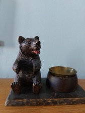 OURS DE STYLE FORET NOIRE SUR