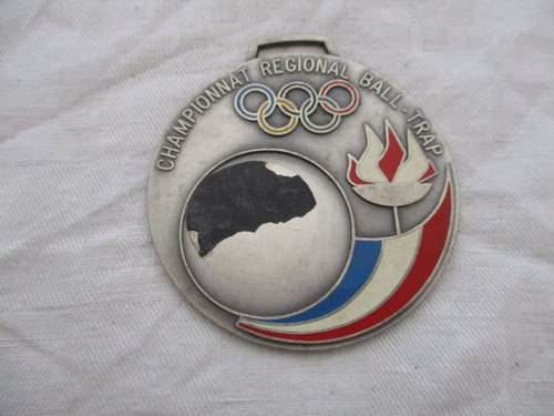 Ancienne medaille championnat - ancienne,