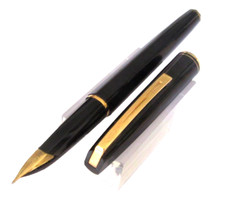 MYTHIQUE STYLO PLUME WATERMAN DE PRESTIGE MODELE CONCORDE PLUME OR P435