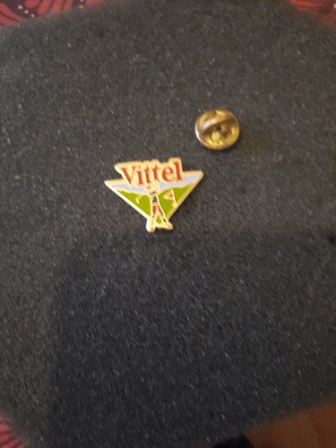 Pin eau water - water, vittel