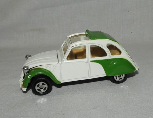 Corgi véhicule miniature - :,