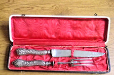 Ancien service à découper