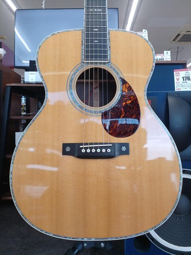 Martin acoustic guitar - martin,