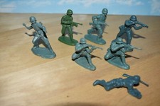 1/35 soldats Allemands infanterie lot différentes marques WW2