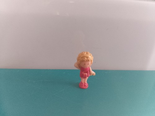 Polly pocket figurine - , doll