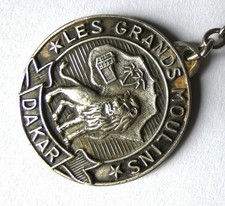 Ancien porte clé métal Les