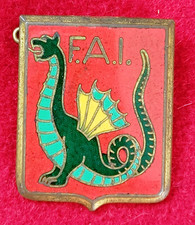 insigne émail indochine force amphibie d'intervention L.R. Paris dos granuleux