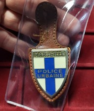 #128-1 ~ Pucelle / Insigne /