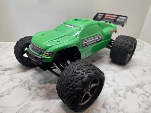 Traxxas revo 8 - e-revo, 1/8