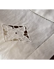 Rideau Brodé à la Main