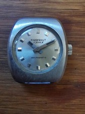 Mortima Fingerhut Montre