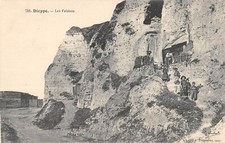 CPA 76 DIEPPE / LES FALAISES