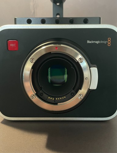 Blackmagic cinema camera - , 2.5k