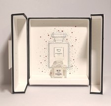 L'Eau N°5 de Chanel. Eau de