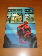 MARVEL COMICS N°02 == VARIANT