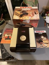 ancien appareil gaufrier tefal type 1004 série A1 vintage. boîte notice