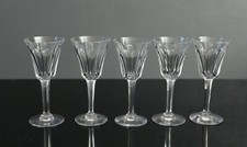 5 anciens verres en cristal de