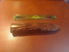 Objet D'occasion En Bois Gravé - Longueur 21 Centimètres