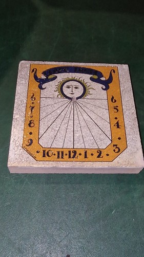 Cadran solaire sur pierre - cadran,