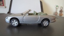 Miniature jaguar 8 - xk,