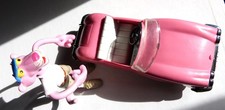 LA PANTHERE ROSE & SA VOITURE