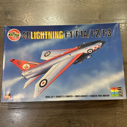 Kit maquette airfix ee - 1/48,
