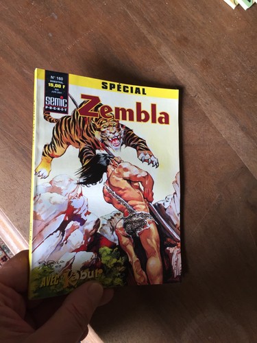Petit format zembla - petit,