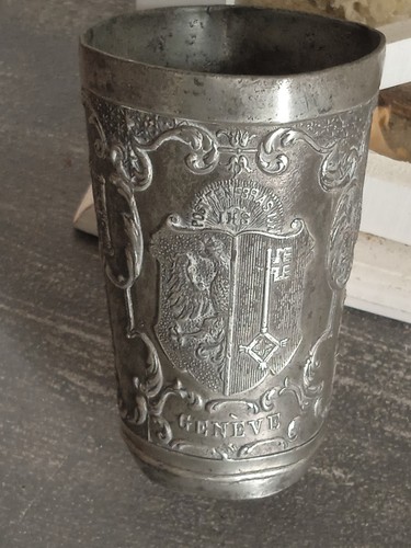 Gobelet timbale ancienne - ou,