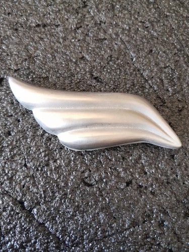 Broche argenté thierry mugler - broche,