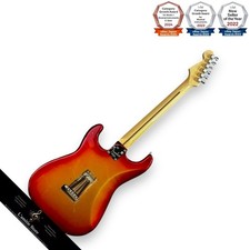 Guitare électrique Fender American Deluxe Stratocaster HSS 2013 d'occasion