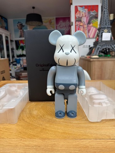 Kaws bearbrick classic blue - kaws,