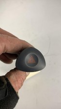 Bouton de warning RENAULT CLIO 2 PHASE 2 8200634256