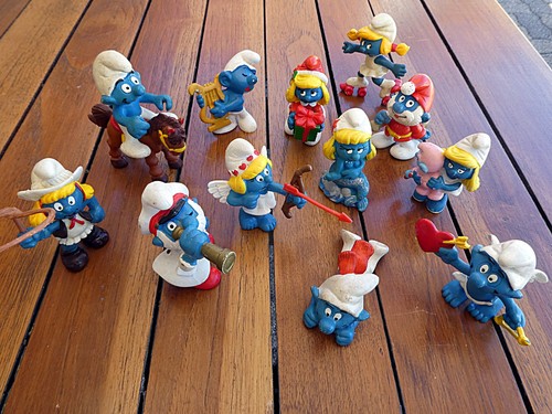 Lot figurines schtroumpf - 12,