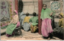 S13147 cpa Algérie - Alger - intérieur d'une école Arabe de Tapis