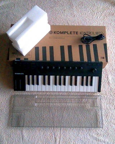Synthétiseur komplete kontrol - synthétiseur,