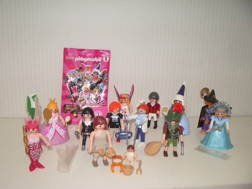 Figurine serie 1 - ///, figures